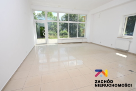 Lokal o pow.74,40 m.kw. - Os. SŁoneczne
